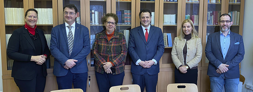 Hungría, Polonia y Francia: Derecho UC sigue estrechando alianzas de cooperación con importantes universidades del mundo